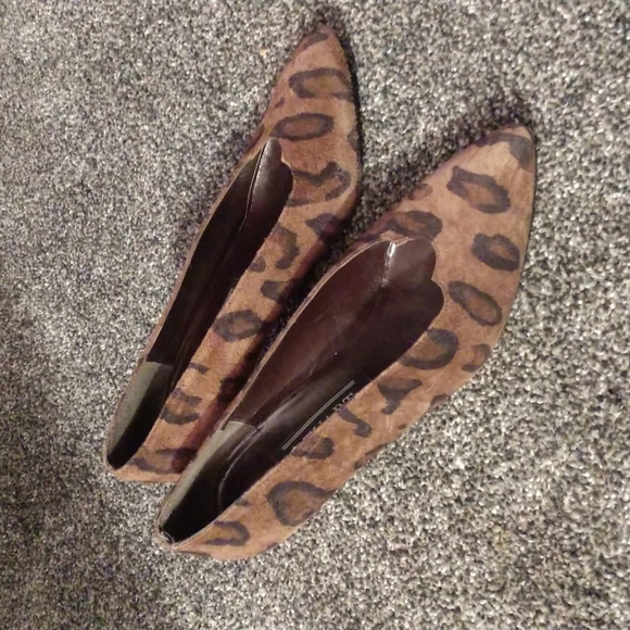 Stuart Weitzman pumps - Picture 1 of 6